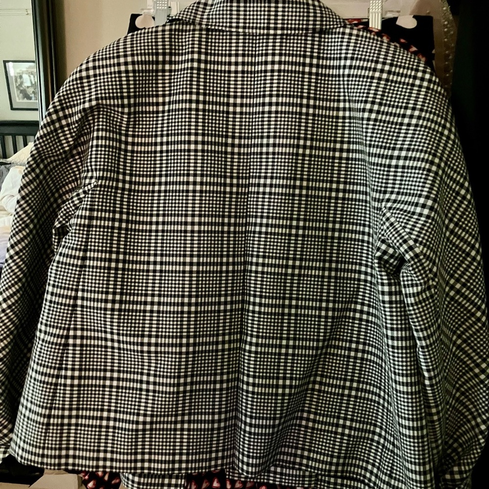 kate spade - $448 Dorothy Swing Coat, Size Medium SOLD OUT ONLINE AND IN STORES - Picture 5 of 7